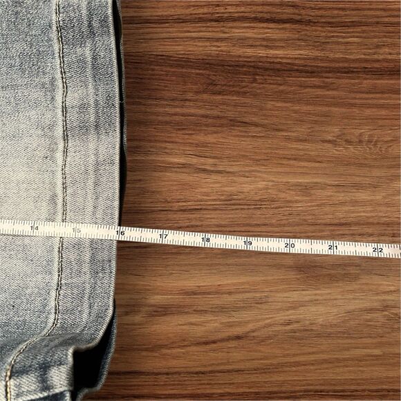 Judy Blue Light Acid Wash Denim Shorts Women Size Large - Picture 4 of 6